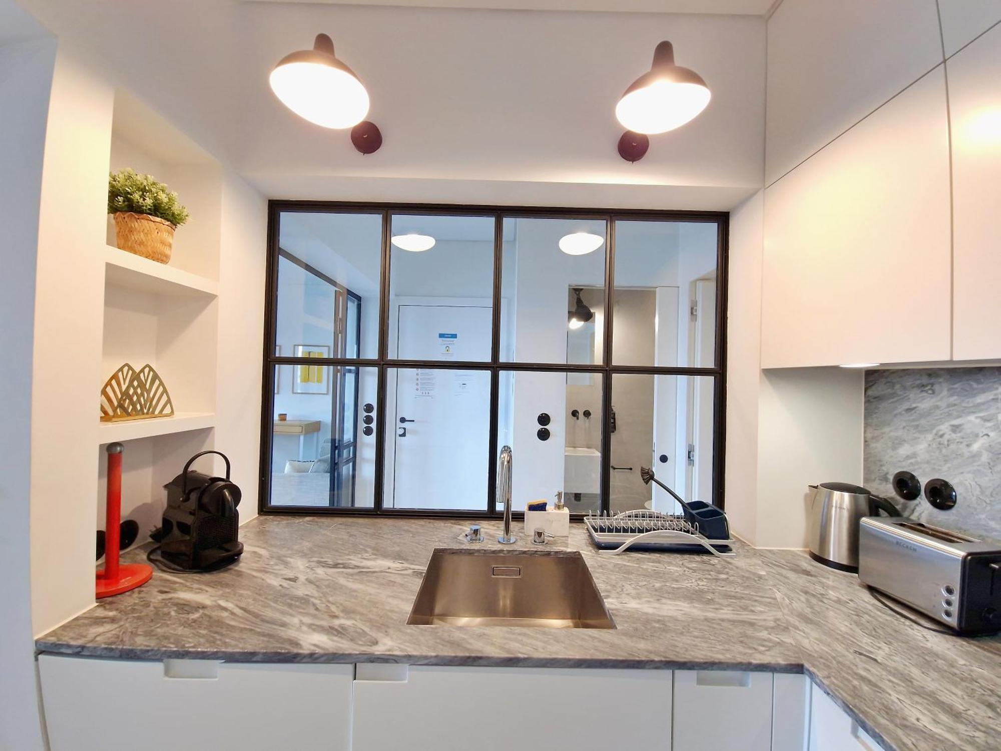 Mbird Riverside 2bd Flat With Garage